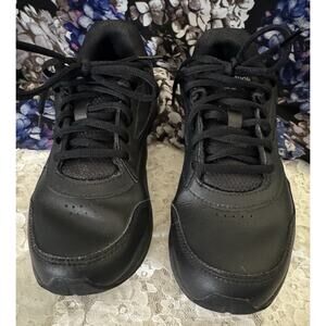 Reebok All Black, Gray Logo, Dmx Max Walk Ultra 7 DMX Walking, Size 8